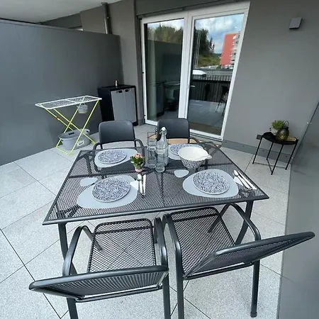 Stunning Woerthersee Apartman