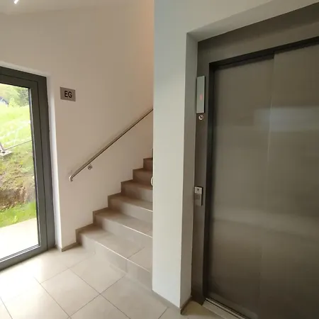 Stunning Woerthersee Lejlighed *