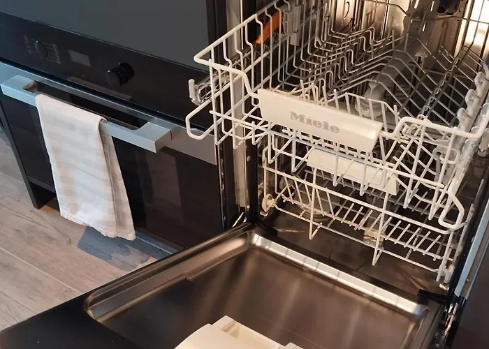 Stunning Woerthersee Sekull