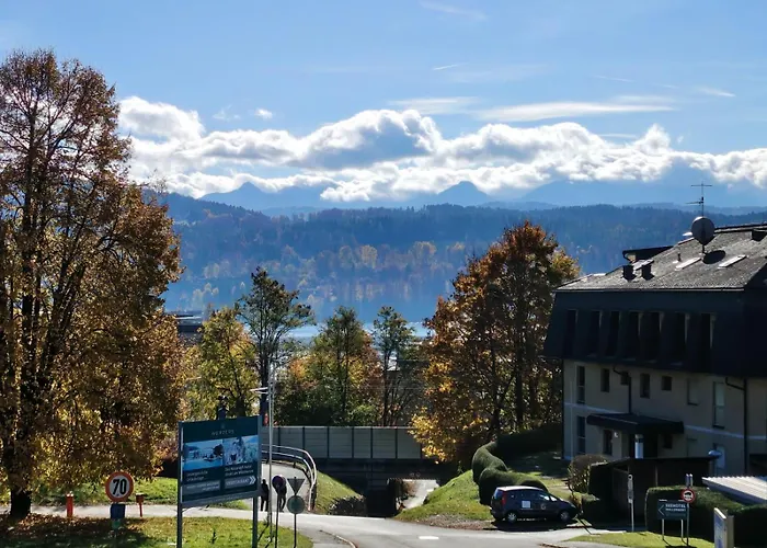 Stunning Woerthersee Apartman Sekull